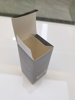 Skincase Cosmetic Packaging Paper Box CMYK PMS Offset Colour Embossing, Mylar and special paper box